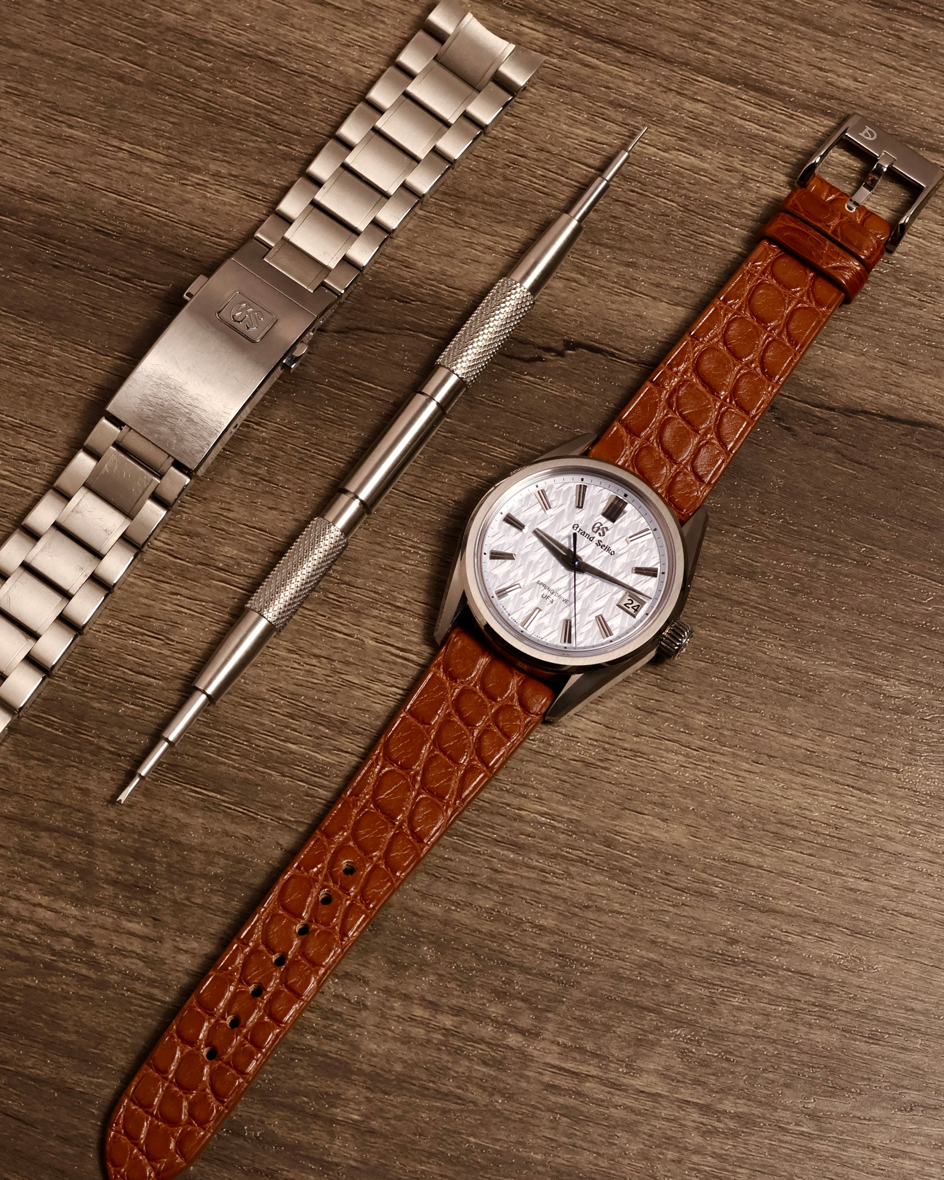 Strap Guide: Grand Seiko SLGB003 “Ice Forest” – Delugs