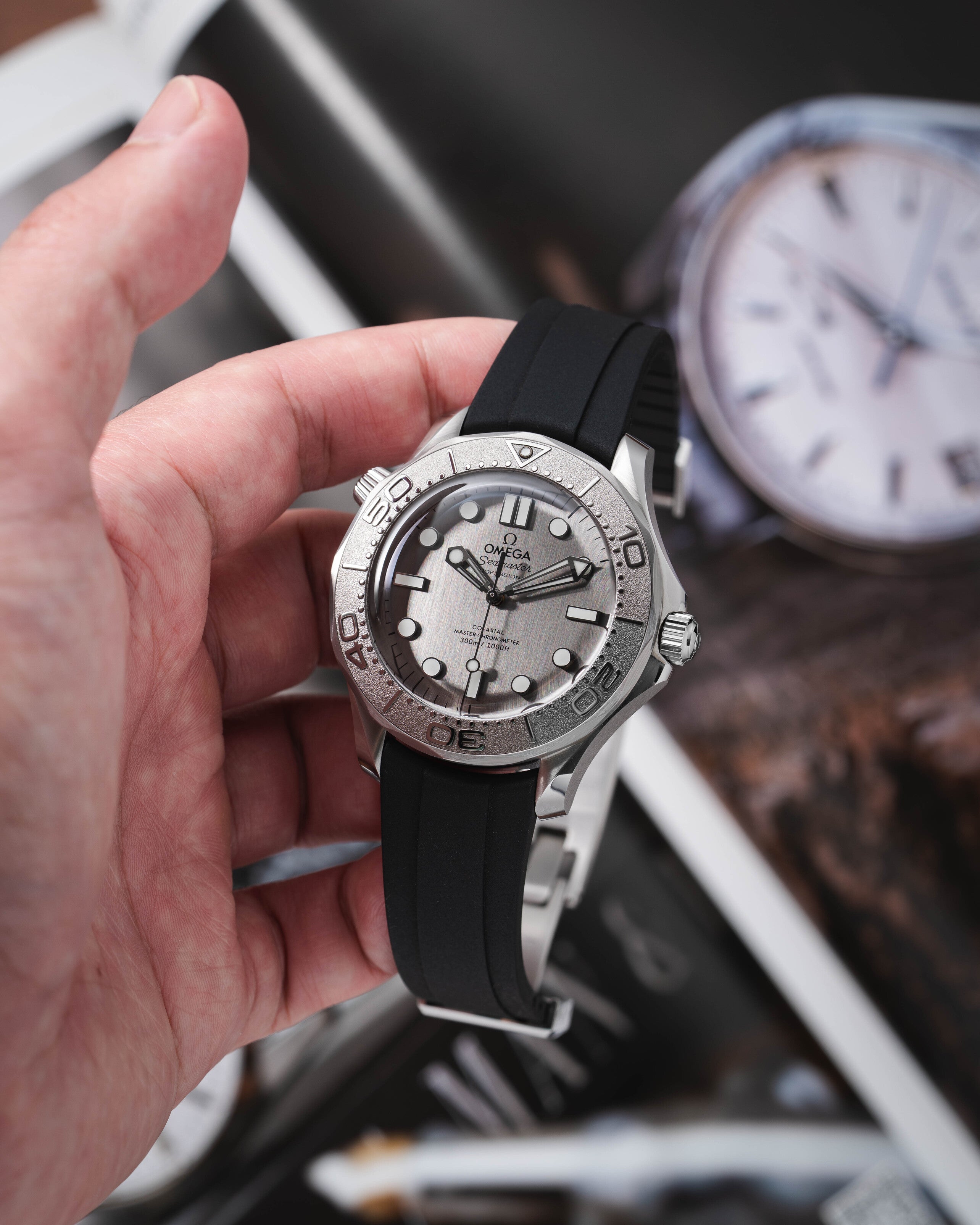 ジグザグ14P2オン（ラディカル）新品未使用 Semi-Integrated CTS Rubber *NEW Watch Straps | Delugs