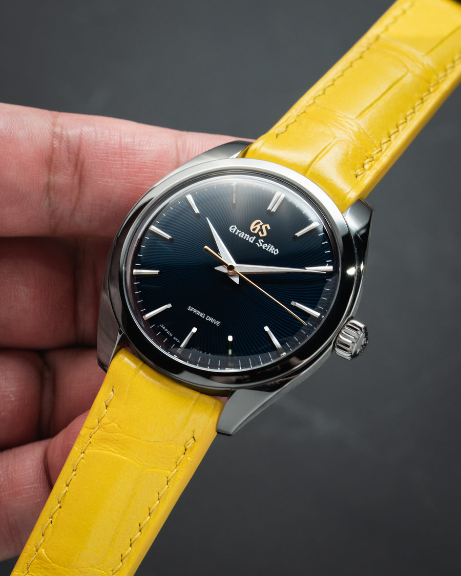 Overstock: Matte Yellow Alligator Signature Strap