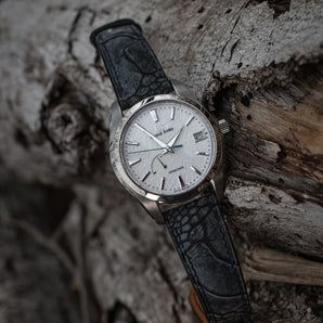 Nubuck Black Ostrich Leg Signature Strap