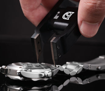 Delugs Bracelet Removal Tool: Improving and Innovating — Delugs watch strap blog