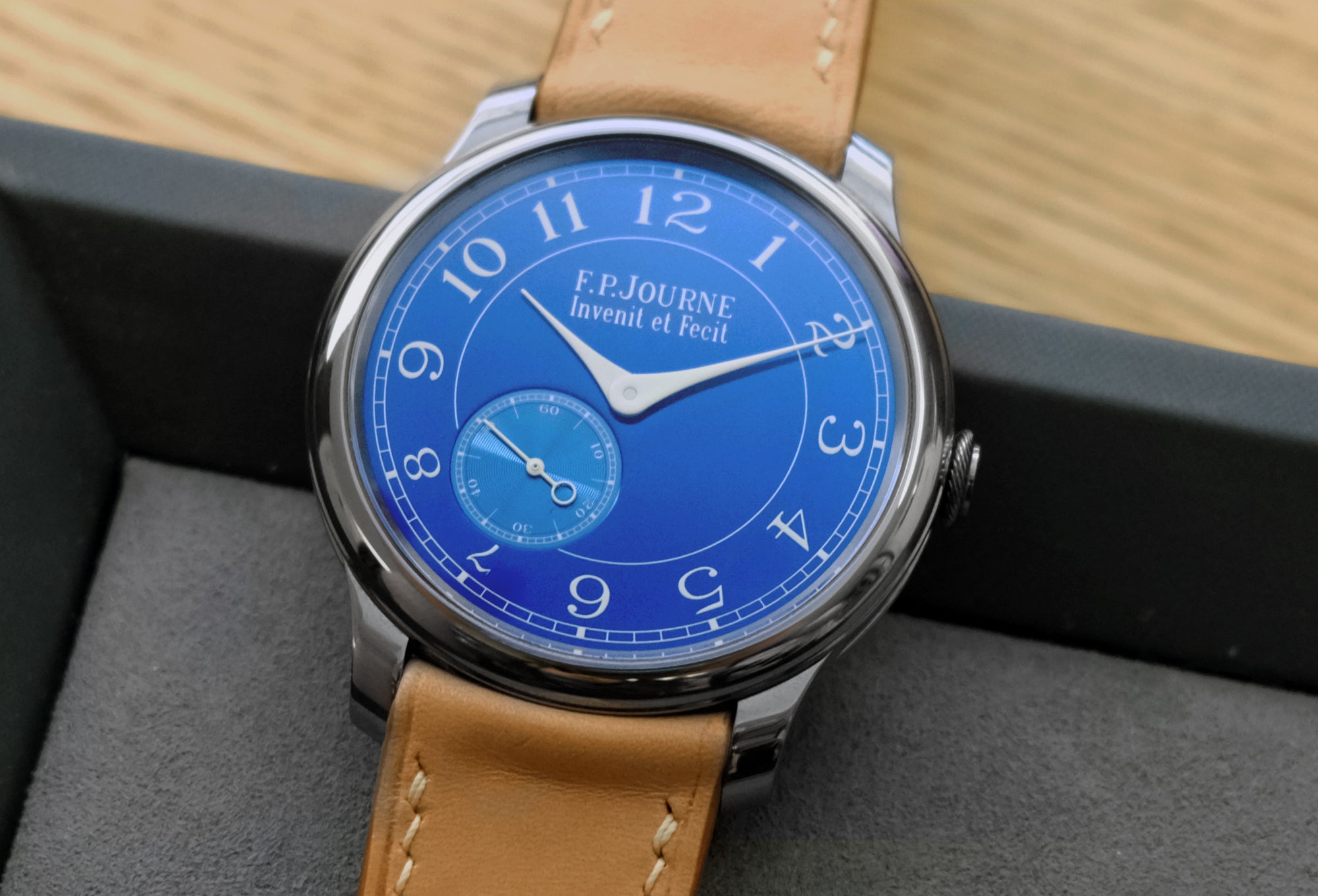Strap Guide: FP Journe Chronometre Bleu