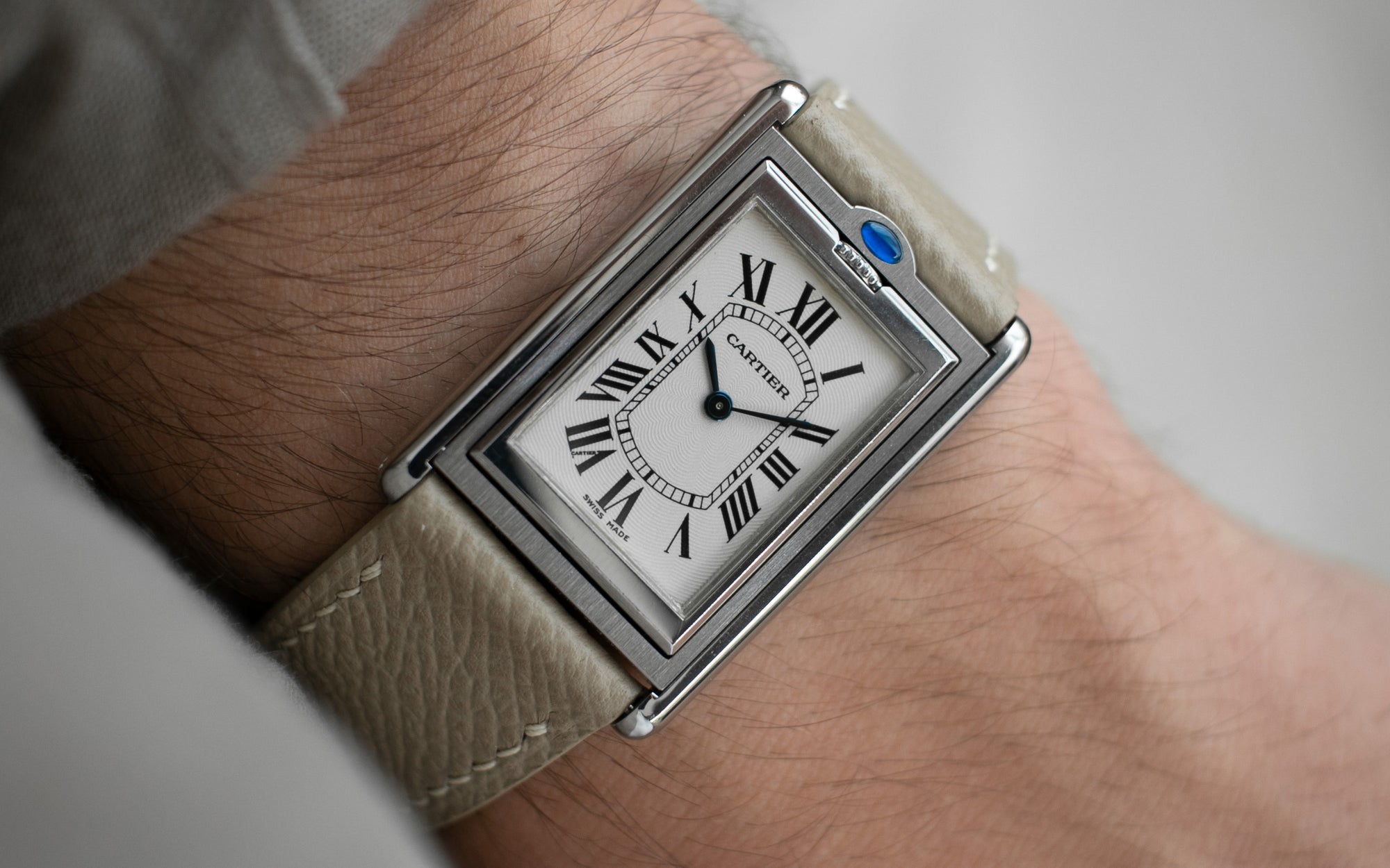 Strap Guide: Cartier Tank Must Large WSTA0041 - Delugs