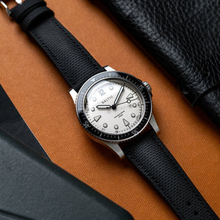 Strap Guide: Baltic Aquascaphe MK2
