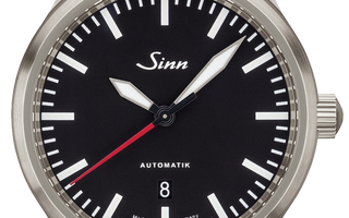Sinn 836 ref 836.010 pilot watch with black dial