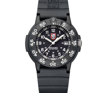Luminox Original Navy SEAL 3001 dive watch