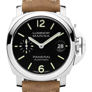 Best Straps for the Panerai Luminor Marina 40mm