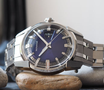 Minase Divido (DIVIDO-WHITE) watch