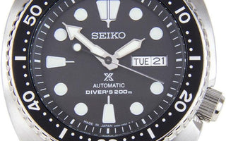 Seiko Turtle SRP777 diver watch with black dial