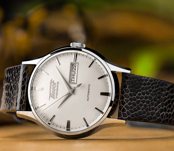 Tissot Heritage Visodate Powermatic 80 on wrist