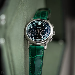 Glossy Emerald Crocodile Signature Strap