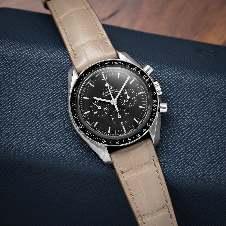Matte Oatmeal Alligator Signature Strap