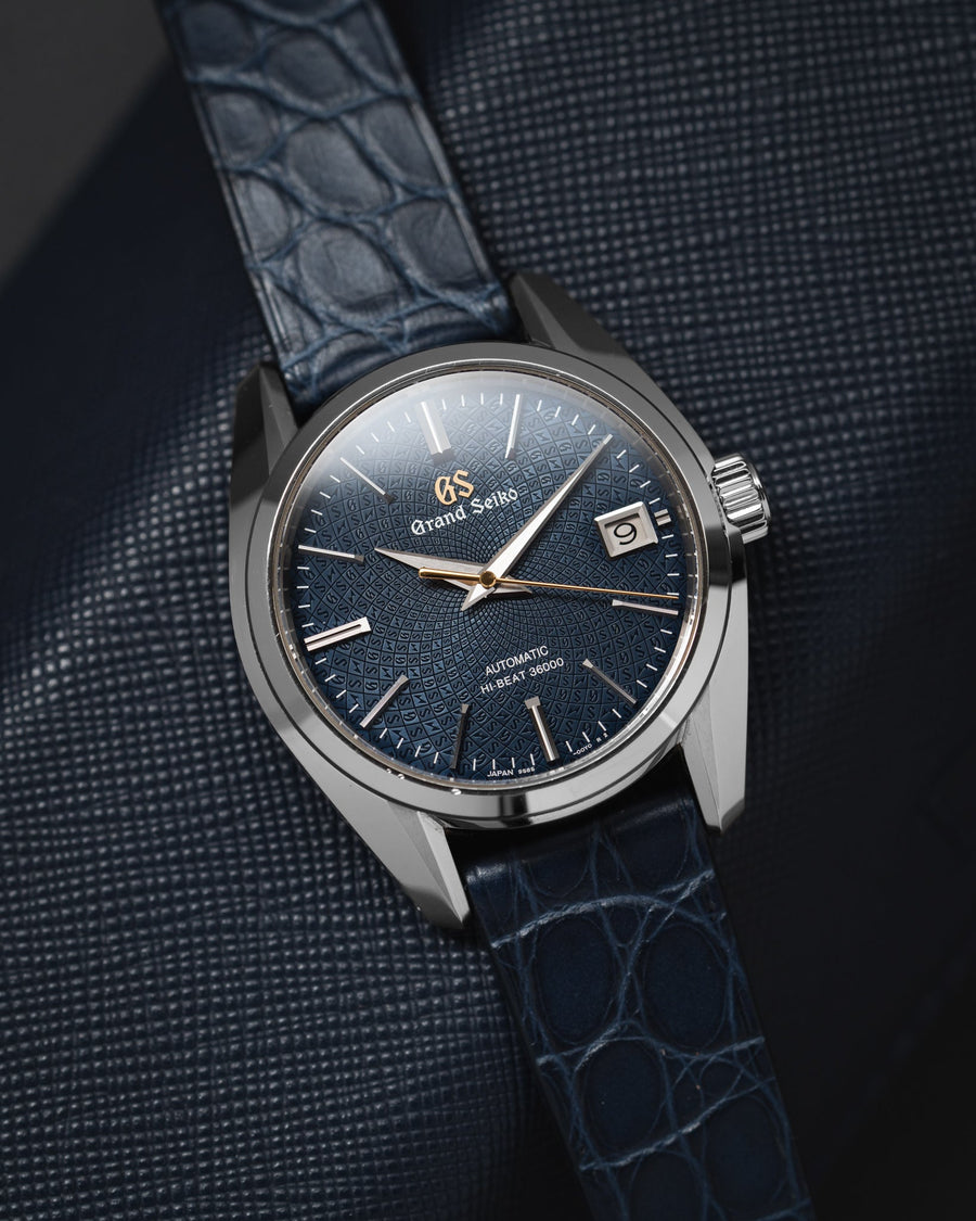 Matte Navy Alligator Flank Stitchless Strap