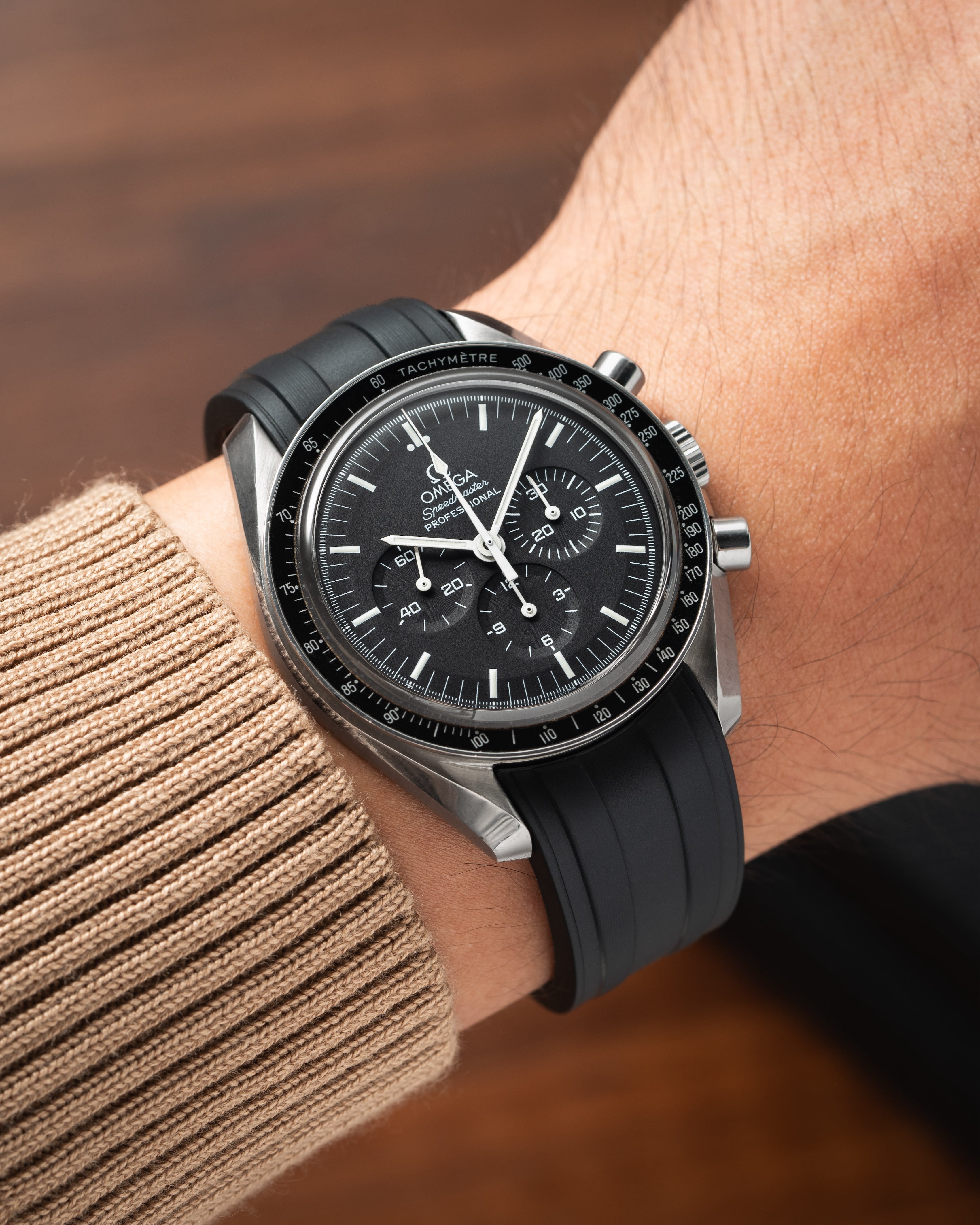 Black CTS Rubber Strap for Omega Speedmaster – Delugs