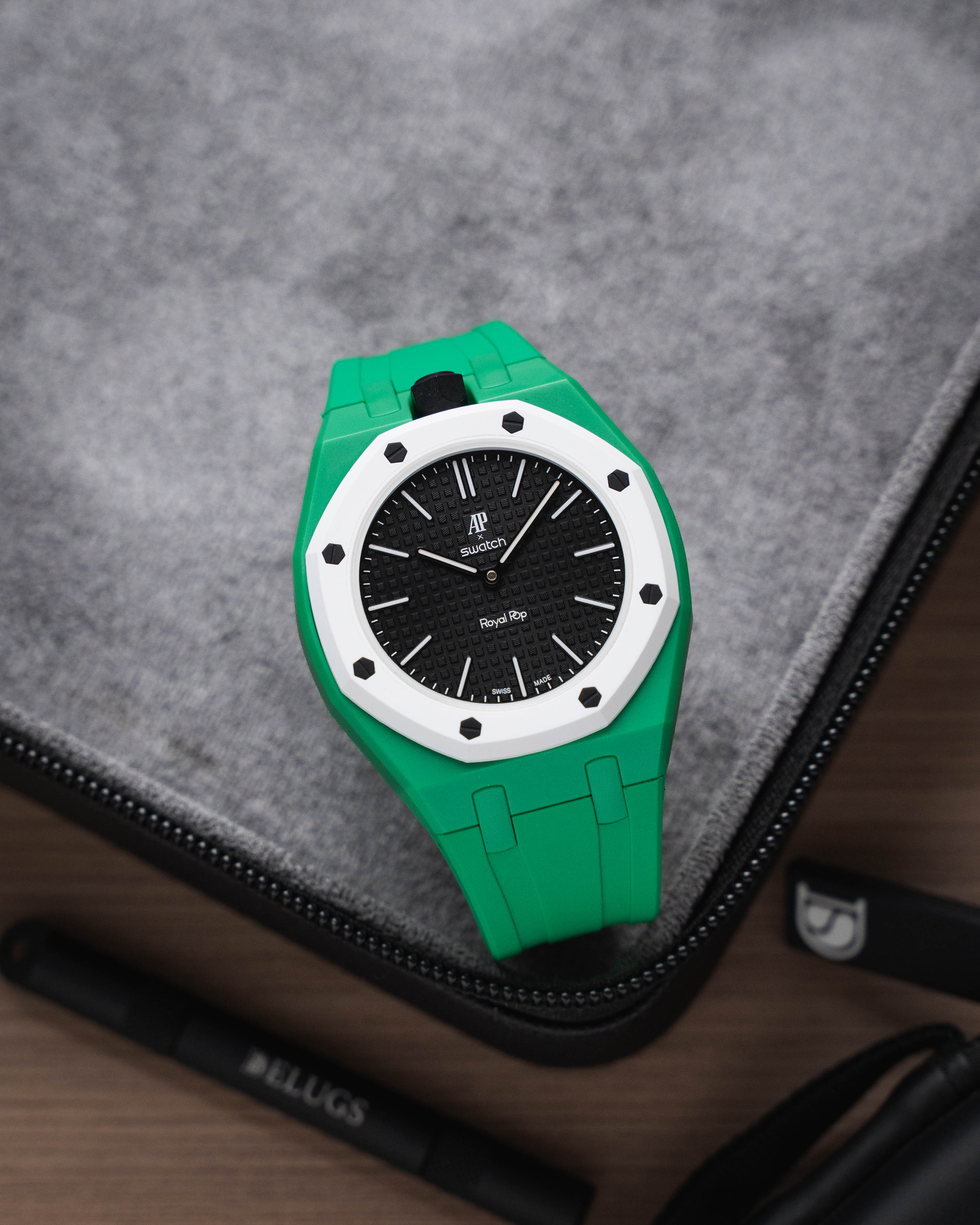 Case-Strap for the Swatch x AP Royal Pop Green Eight — Delugs