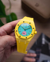 Delugs Royal Pop case-strap