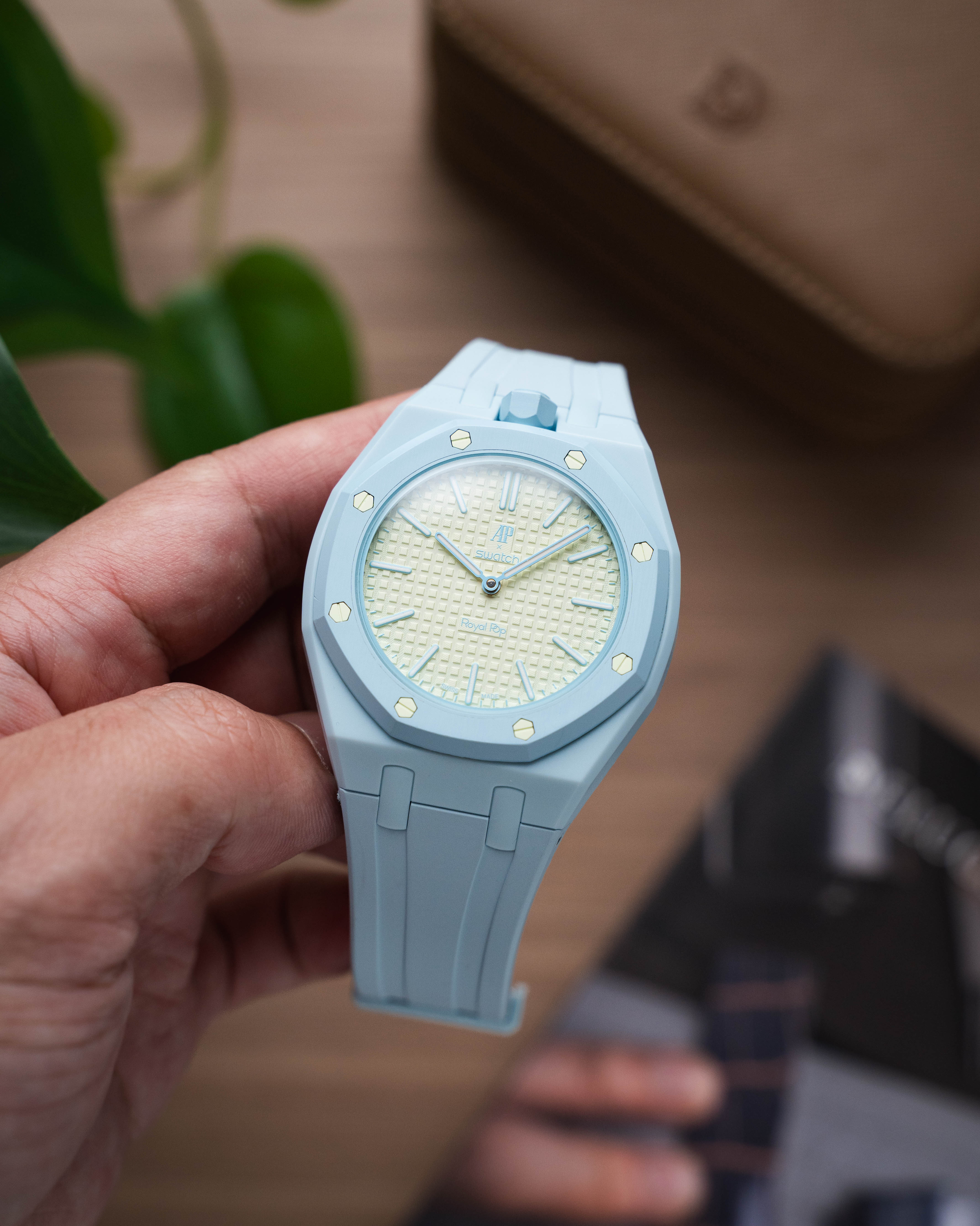 Case-Strap for the Swatch x AP Royal Pop Blaue Acht — Delugs