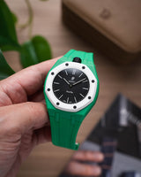 Delugs Royal Pop case-strap