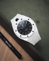 Delugs Royal Pop case-strap